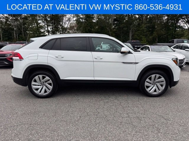 Certified 2023 Volkswagen Atlas Cross Sport SE w/ Panoramic Sunroof Package AWD/4WD image 4
