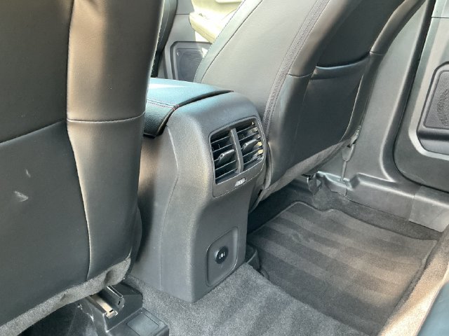 Used 2024 Ford Escape ST-Line AWD/4WD image 26