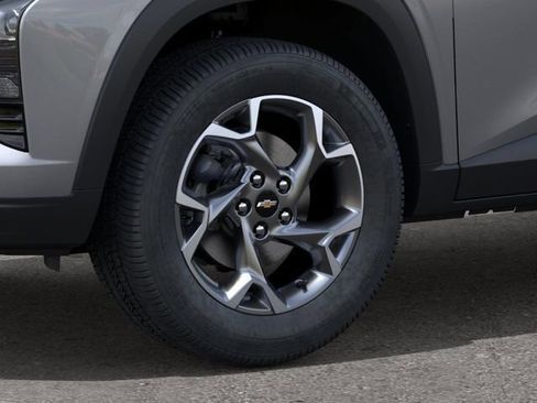 New 2026 Chevrolet Trax LT w/ LT Convenience Package FWD image 9