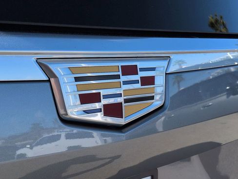 Used 2021 Cadillac Escalade Premium Luxury w/ Driver Assist Tech Package AWD/4WD image 24