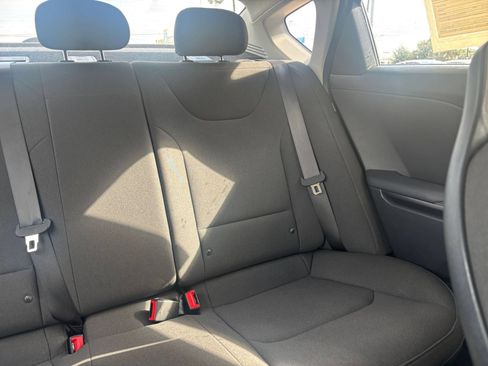 Used 2026 Kia K4 FWD image 35
