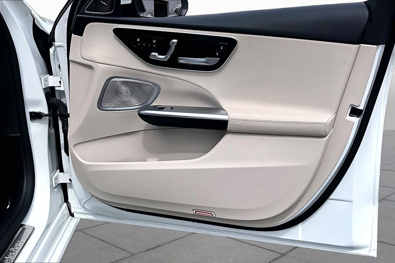 Used 2024 Mercedes-Benz C 300 4MATIC Sedan image 22