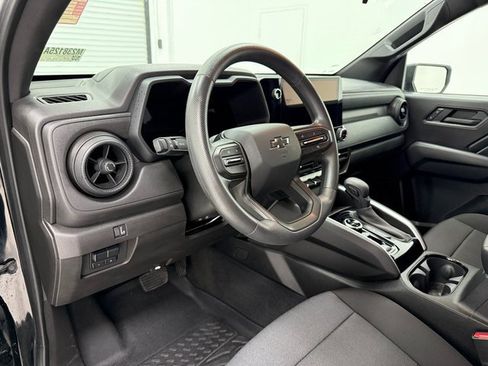 Used 2024 Chevrolet Colorado Trail Boss w/ Advanced Trailering Package image 9