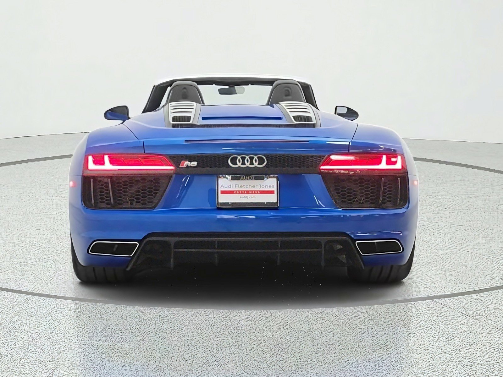 Used 2017 Audi R8 V10 AWD/4WD image 6