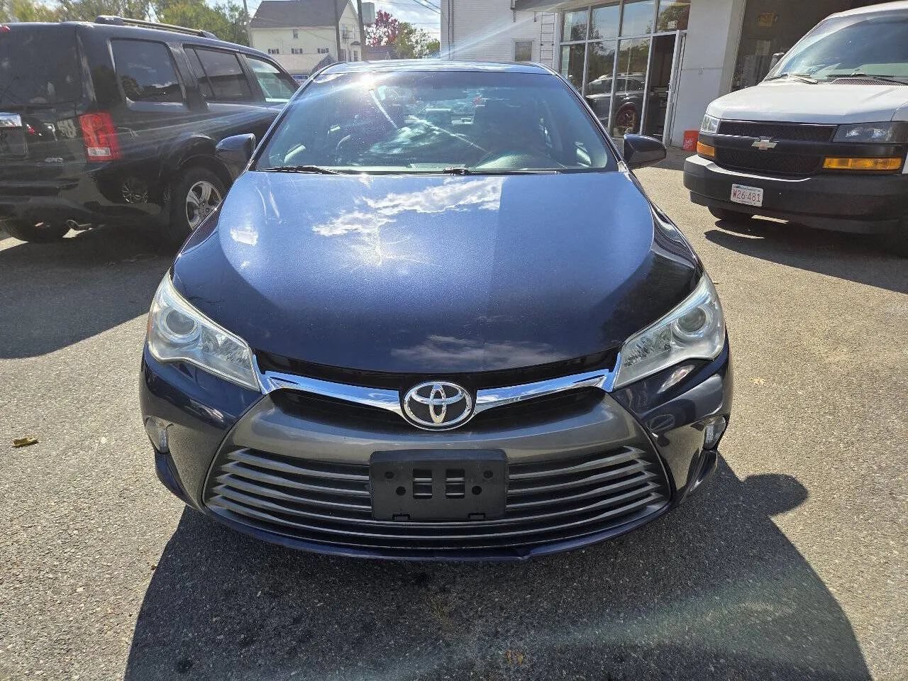Used 2015 Toyota Camry LE FWD image 32