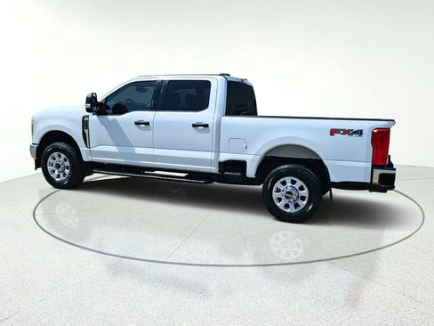 Used 2024 Ford F350 XLT w/ FX4 Off-Road Package AWD/4WD image 7