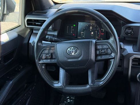 Used 2024 Toyota Tacoma SR5 AWD/4WD image 19