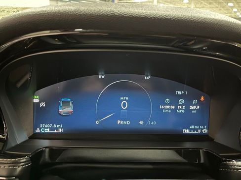 Used 2023 Lincoln Corsair AWD w/ Equipment Group 101A image 35