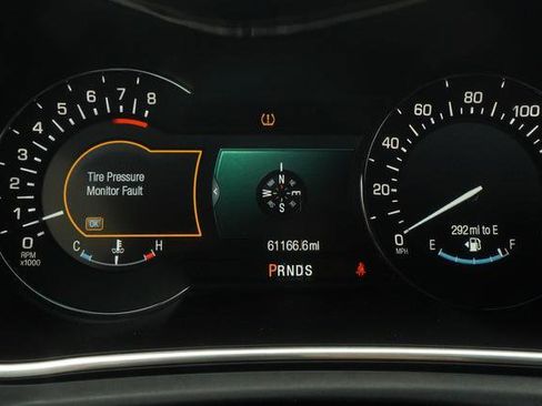 Used 2016 Lincoln MKX Reserve w/ Technology Package FWD image 22