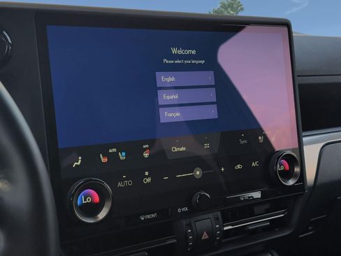 Certified 2026 Lexus GX 550 image 18