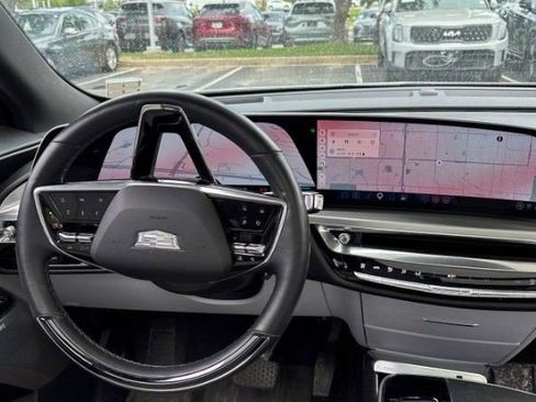 Certified 2024 Cadillac Lyriq Luxury w/ LPO, Floor Liner Package AWD/4WD image 7