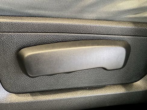 Used 2017 RAM 1500 Classic SLT image 15