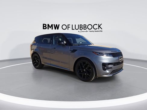 Used 2023 Land Rover Range Rover Sport SE Dynamic image 2