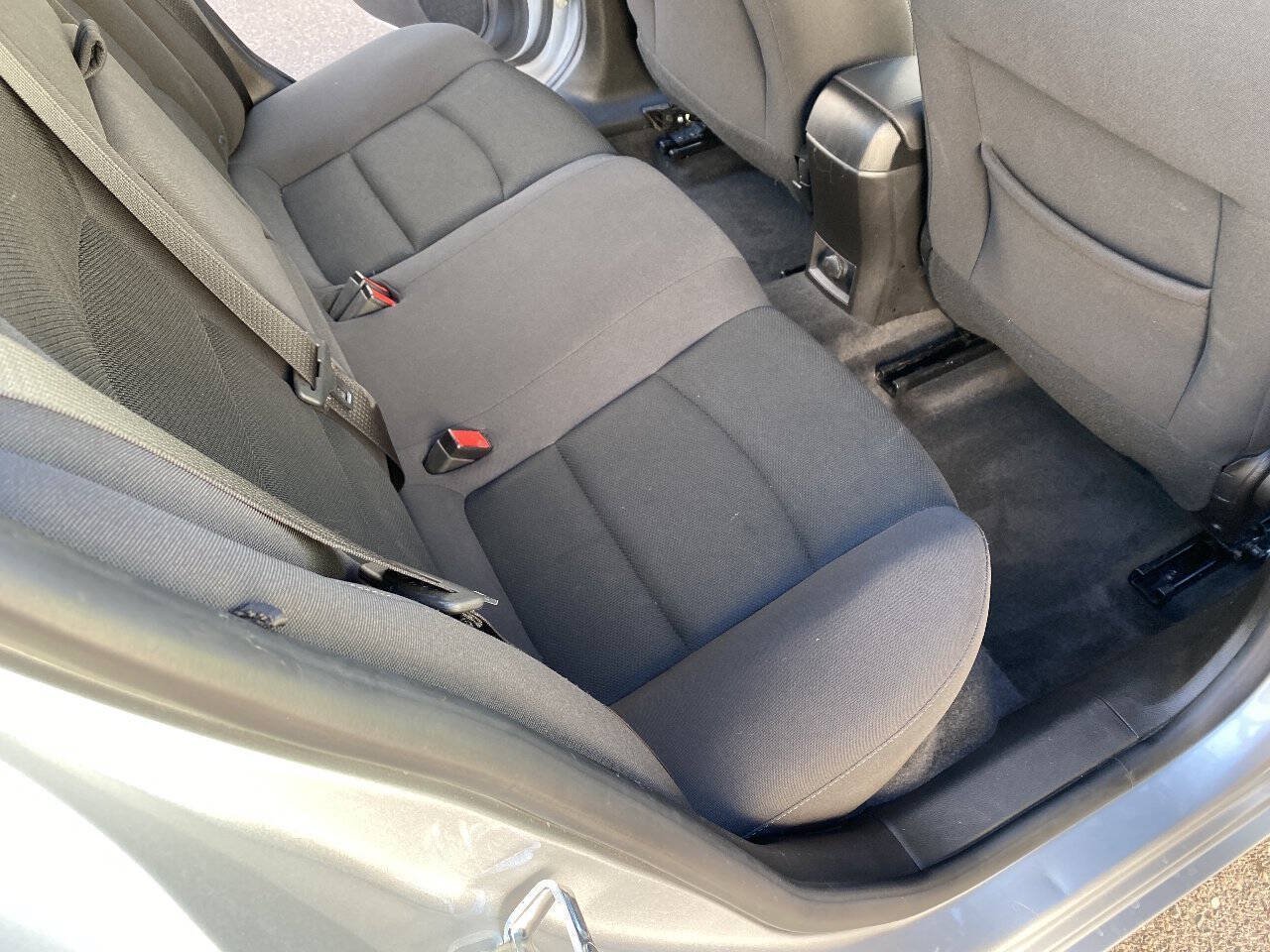 Used 2016 Chevrolet Cruze LT FWD image 32