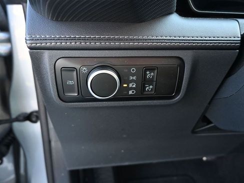 Used 2025 Ford Mustang GT Premium image 23