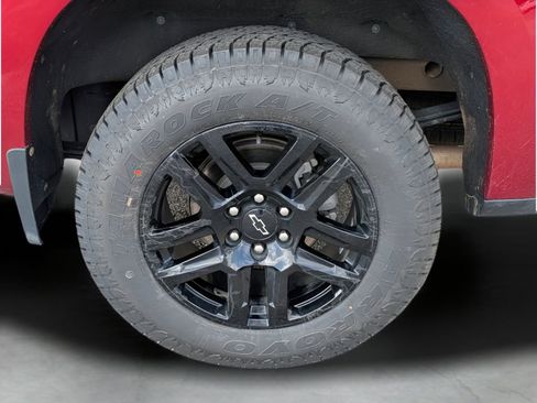 Used 2023 Chevrolet Silverado 1500 RST image 4