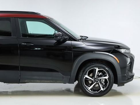 Used 2023 Chevrolet TrailBlazer RS FWD image 16