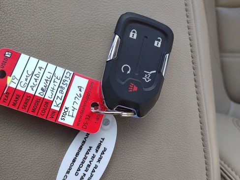 Used 2019 GMC Acadia Denali w/ Technology Package image 31