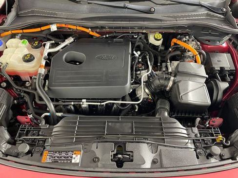 Used 2020 Ford Escape SE Sport image 20