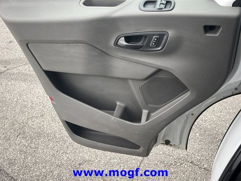 Used 2024 Ford Transit 250 Low Roof w/ Exterior Upgrade Package image 17