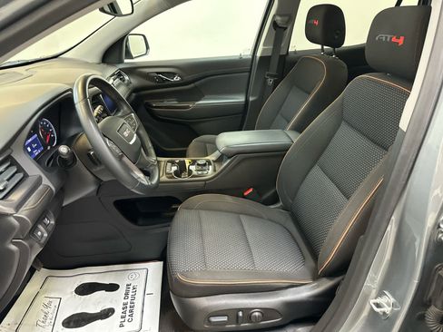 Used 2023 GMC Acadia AT4 AWD/4WD image 4