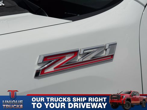 Used 2022 Chevrolet Silverado 3500 LT w/ All Star Edition AWD/4WD image 9