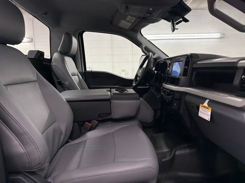 New 2026 Ford F250 XL w/ XL Chrome Package image 26