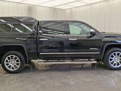Used 2018 GMC Sierra 1500 Denali AWD/4WD image 4