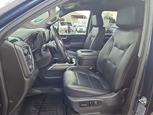 Used 2021 Chevrolet Silverado 3500 LTZ w/ LTZ Convenience Package image 12