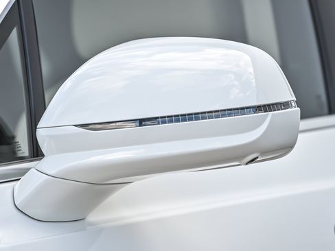 New 2026 Bentley Bentayga AWD/4WD image 8
