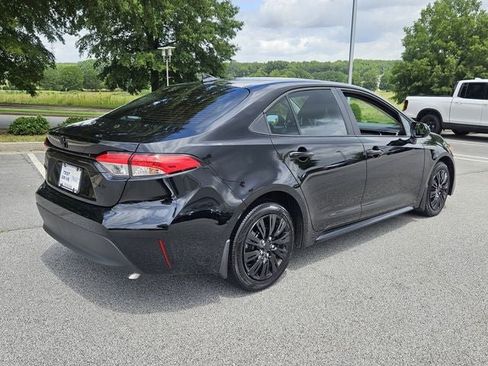 Used 2026 Toyota Corolla LE FWD image 8