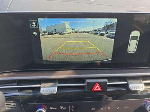 New 2026 Kia Sportage EX image 25