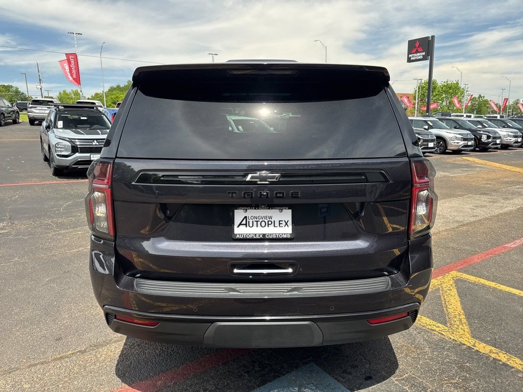 Used 2023 Chevrolet Tahoe Z71 w/ Luxury Package AWD/4WD image 7