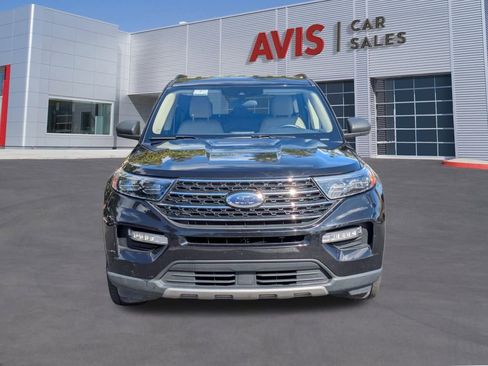 Used 2024 Ford Explorer XLT w/ Equipment Group 202A image 2
