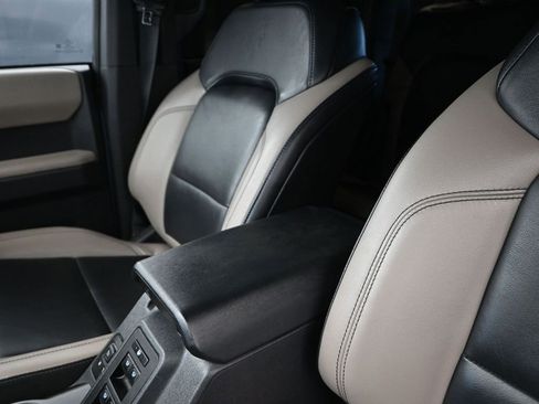 Used 2023 Ford Bronco Wildtrak AWD/4WD image 14