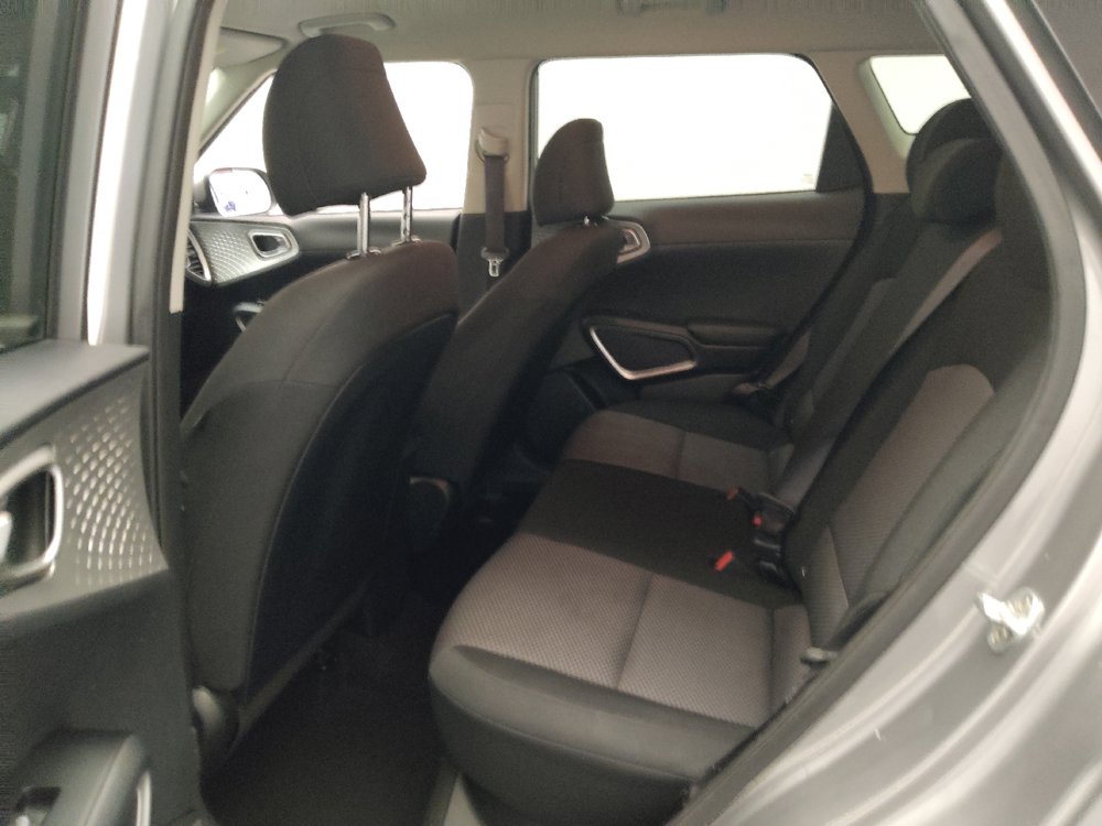 Used 2022 Kia Soul LX FWD image 18