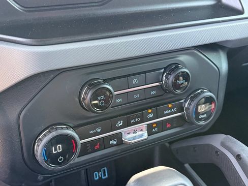 Used 2023 Ford Bronco Big Bend AWD/4WD image 8