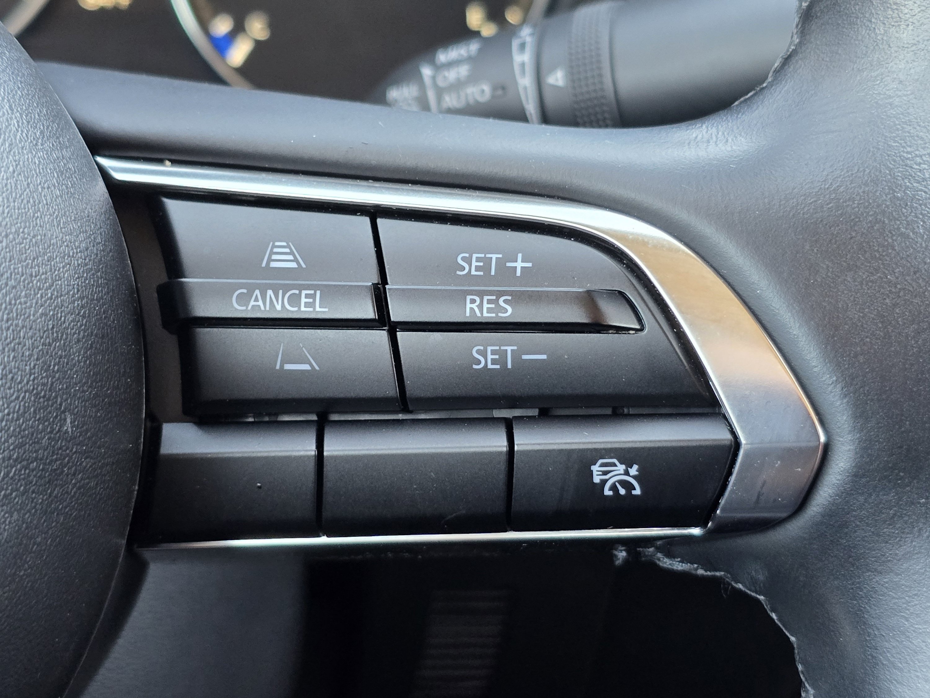 Used 2025 MAZDA MAZDA3 s AWD/4WD image 18