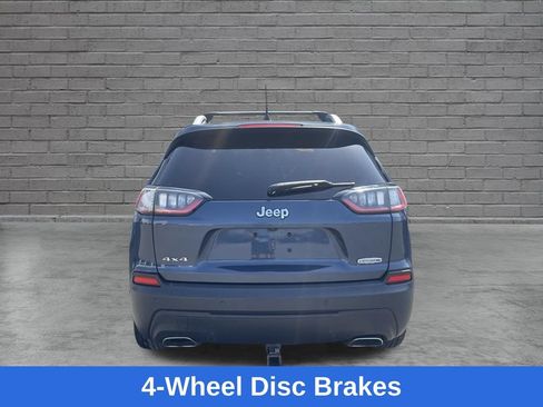 Used 2019 Jeep Cherokee Latitude Plus w/ Cold Weather Group AWD/4WD image 7
