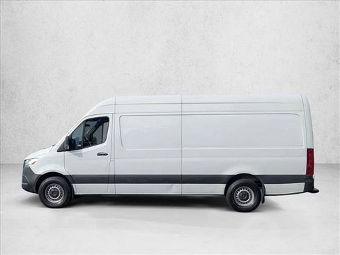 Used 2023 Mercedes-Benz Sprinter 2500 image 8