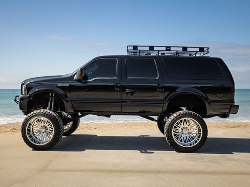 Used 2005 Ford Excursion Eddie Bauer AWD/4WD image 10