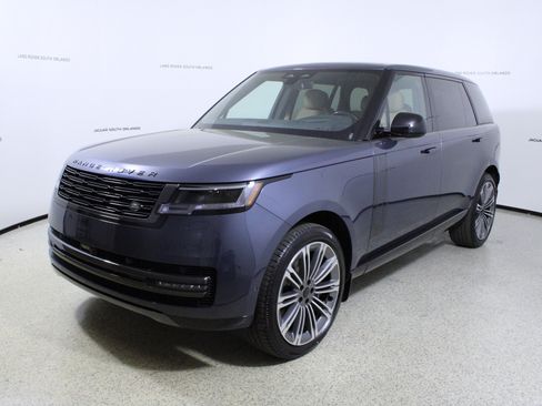 New 2026 Land Rover Range Rover Long Wheelbase SE AWD/4WD image 4