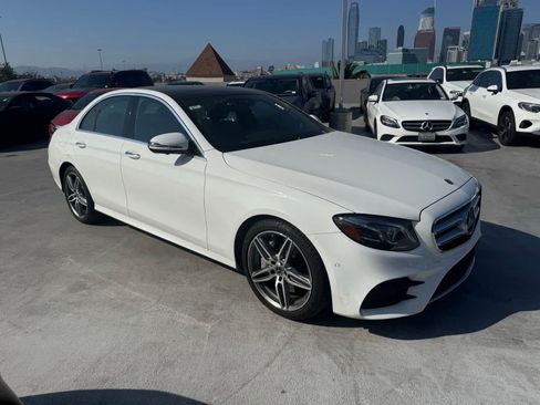 Used 2019 Mercedes-Benz E 300 image 2