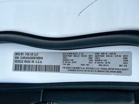 New 2025 Jeep Grand Cherokee L Laredo image 20