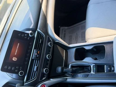 Used 2018 Honda Accord LX image 12