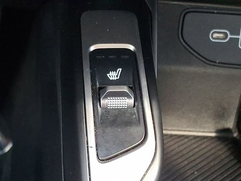 Used 2024 Kia Sorento S FWD image 22