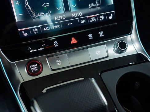 Used 2022 Audi RS 6 image 50