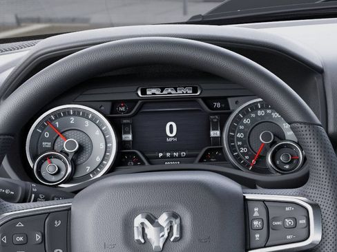 New 2026 RAM 1500 Express AWD/4WD image 17