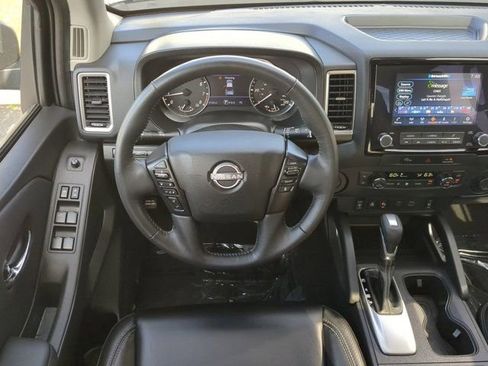 Used 2024 Nissan Frontier SL w/ Technology Package RWD image 15