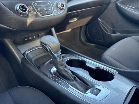 Used 2024 Chevrolet Malibu LT image 20